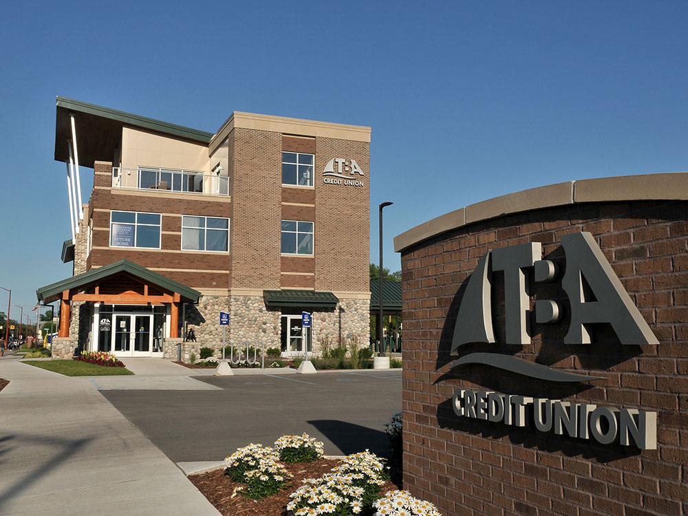 750-HISTORY-PAGE_MORTGAGE_PAGE-_-TBACU_FS_Branch_Outside TBACU Main entrance in Traverse City.